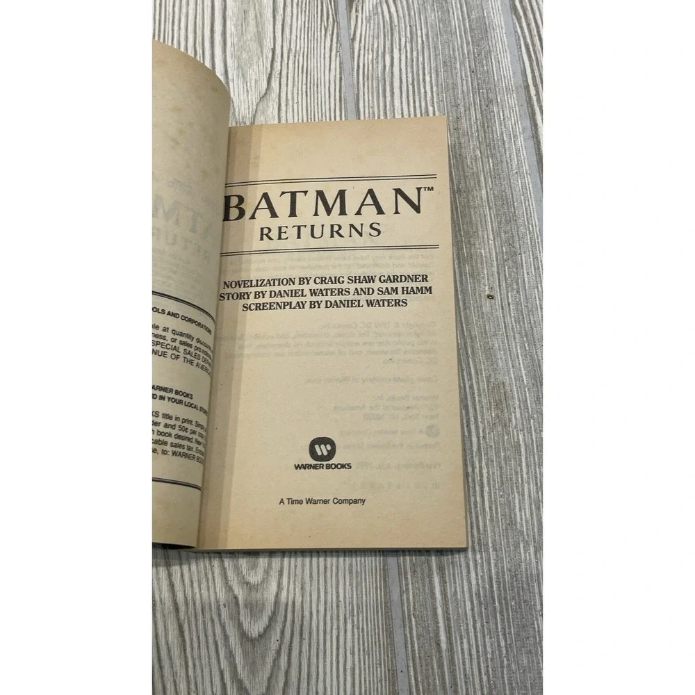 Batman Returns Movie Tie-In Book 1st WB Printing July 1992 Craig Shaw Gardner